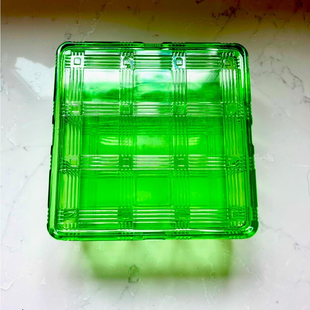 Vintage refrigerator dish in green